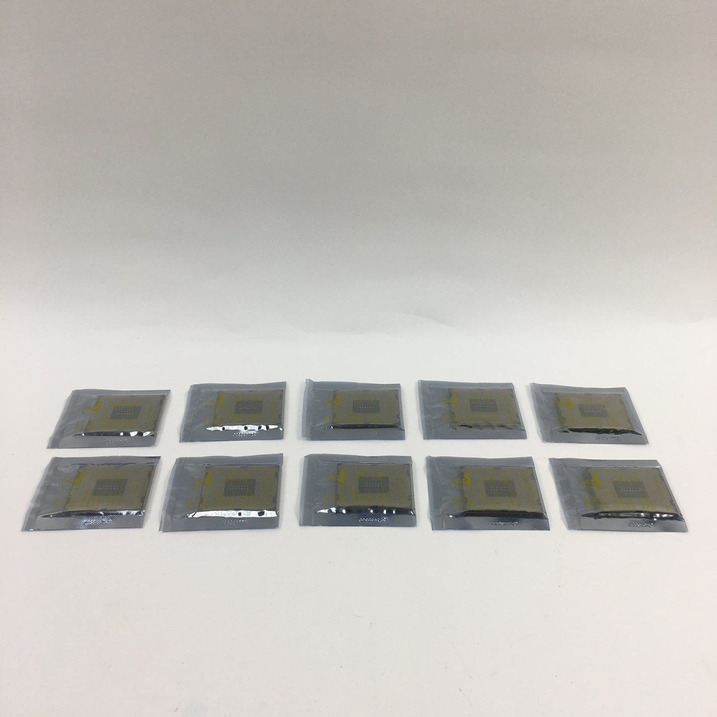 Lot of 10 Intel E5-2660V2 2.20GHz 10 Core SR1AB 20 Thread LGA 2011