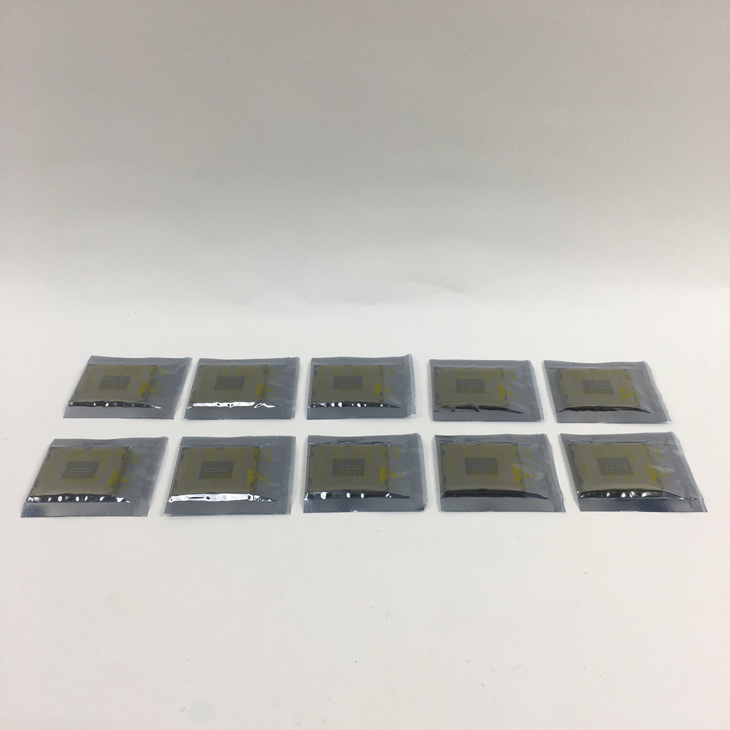 Lot of 10 Intel E5-2660V2 2.20GHz 10 Core SR1AB 20 Thread LGA 2011