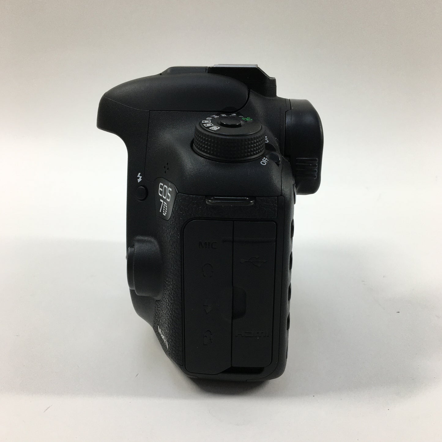 Canon EOS 7D Mark II 20.2MP Digital SLR DSLR Camera Body Only