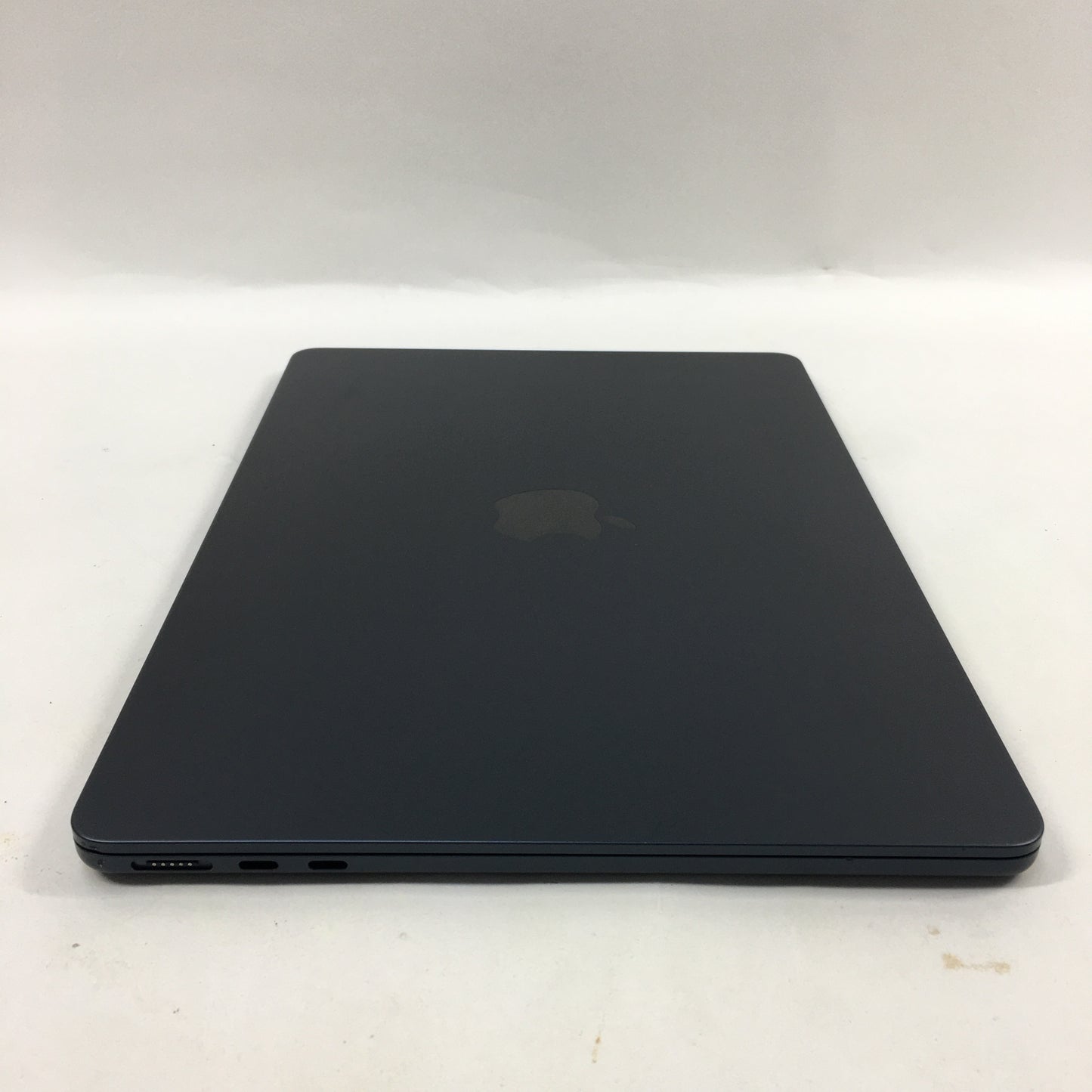 2022 Apple MacBook Air 13.6" M2 8C GPU 3.5GHz 8GB RAM 256GB SSD A2681