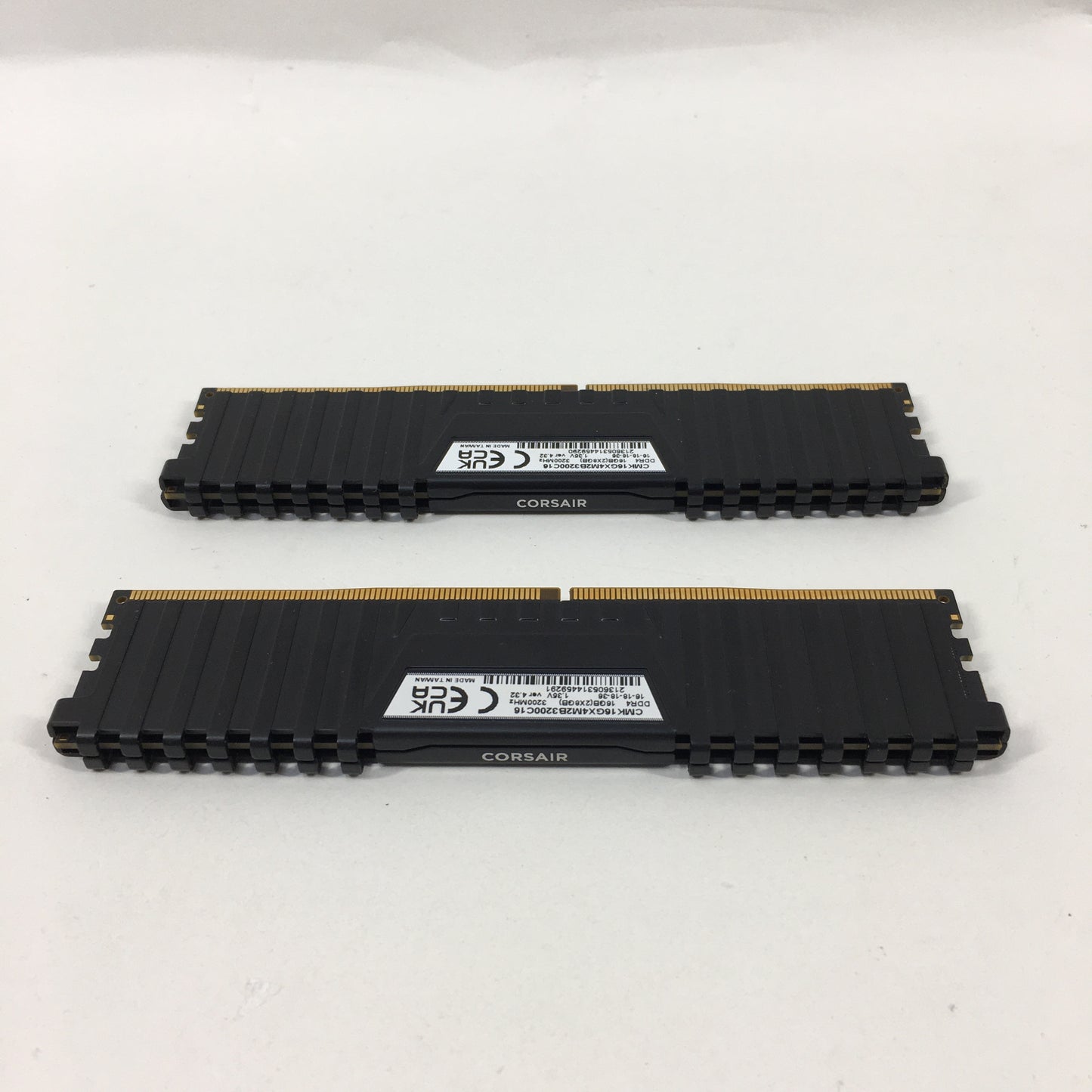 Corsair Vengeance LPX 16GB (2x8GB) RAM DDR4 3200MHz CMK16GX4M2B3200C16