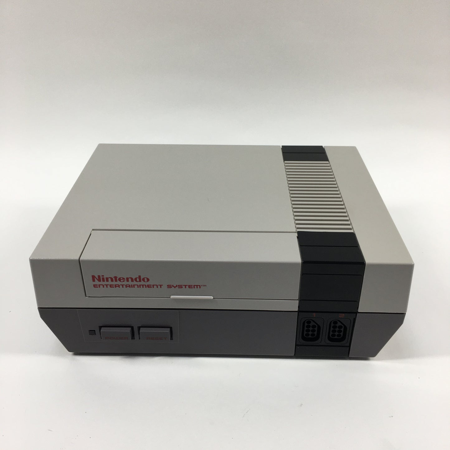 Nintendo Entertainment System NES Video Game Console NES-001 Gray