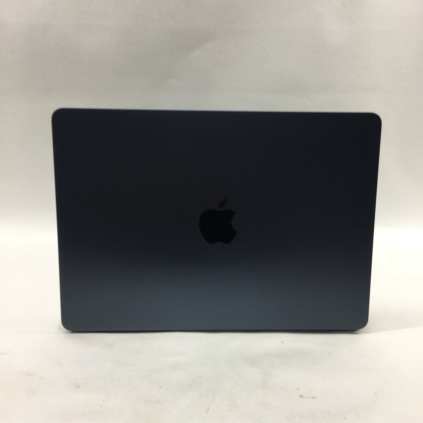 2022 Apple MacBook Air 13.6" M2 8C GPU 3.5GHz 8GB RAM 256GB SSD A2681