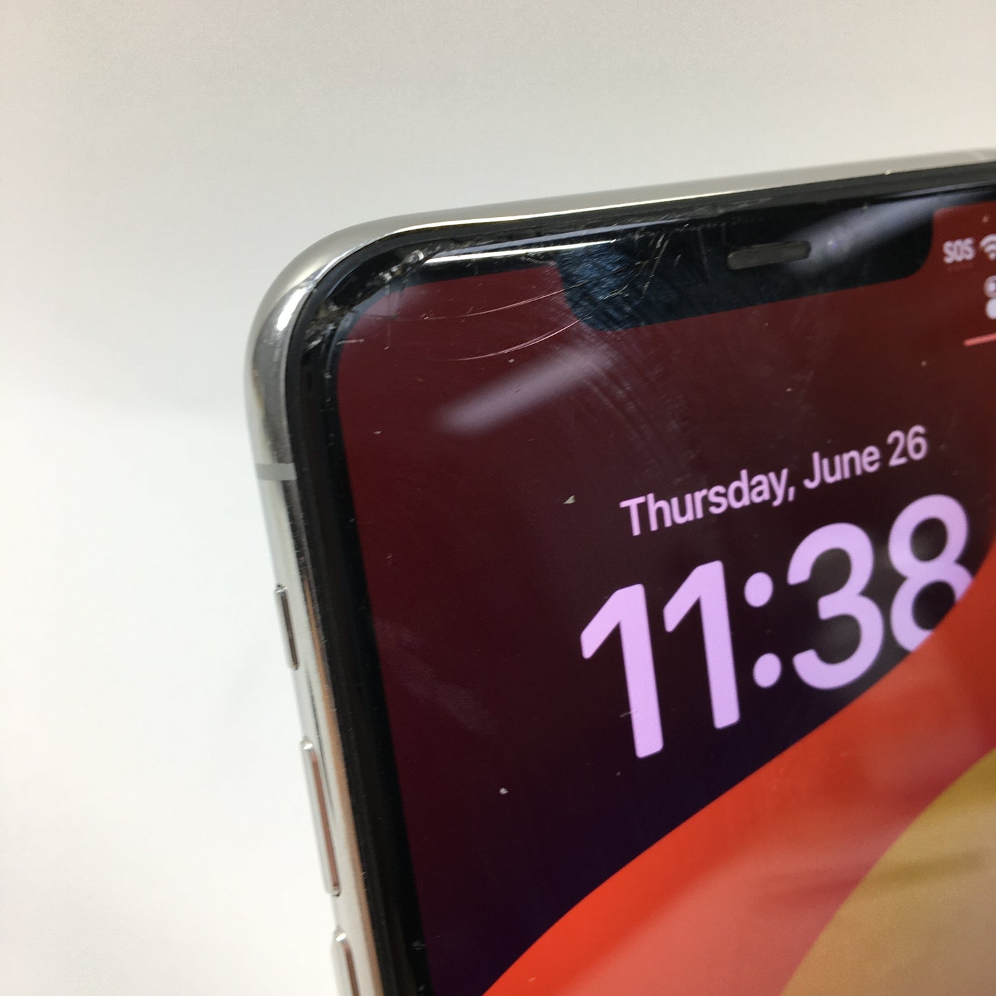 Broken Unlocked Apple iPhone 11 Pro Max 256GB 18.5 MWGL2LL/A