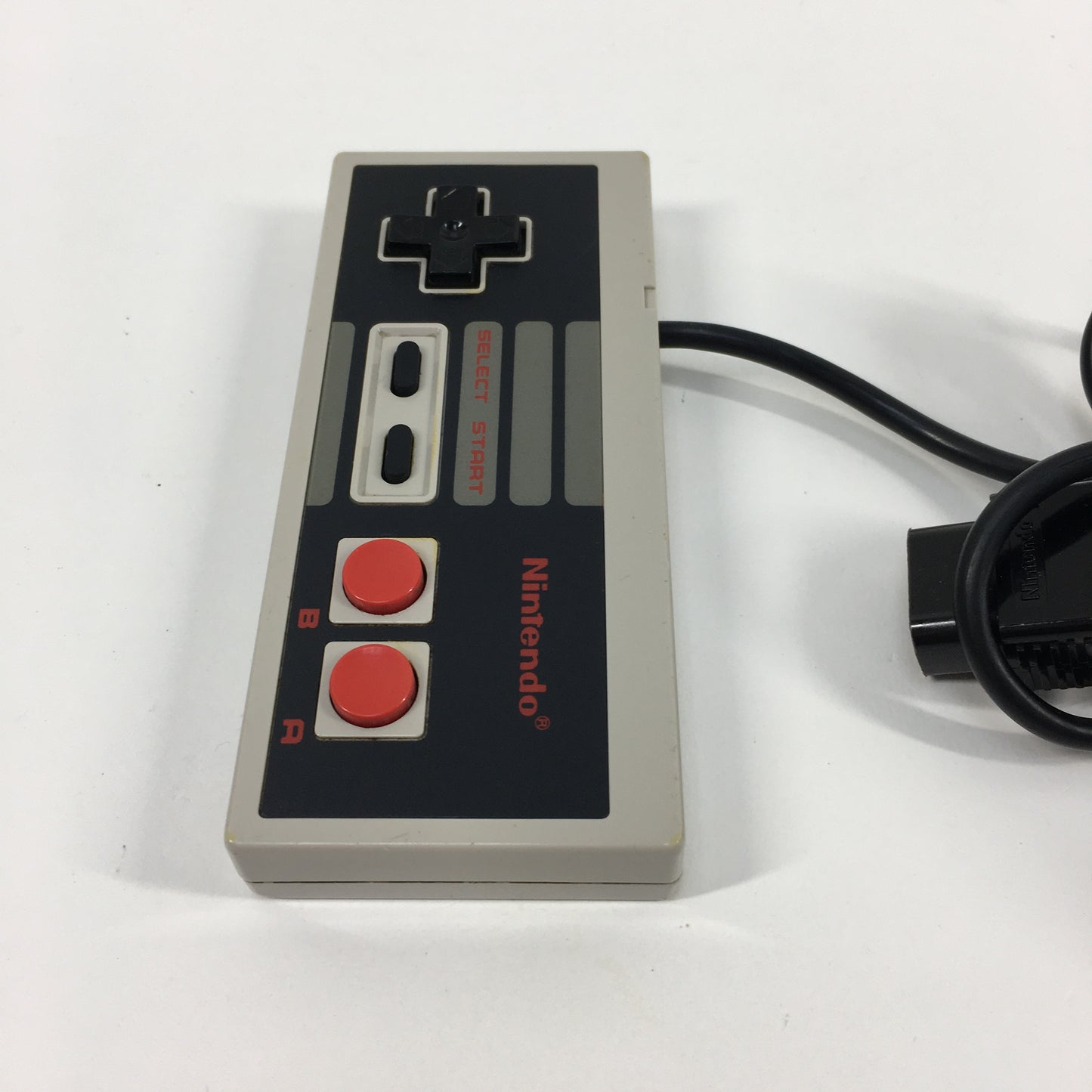 Nintendo Entertainment System NES Video Game Console NES-001 Gray