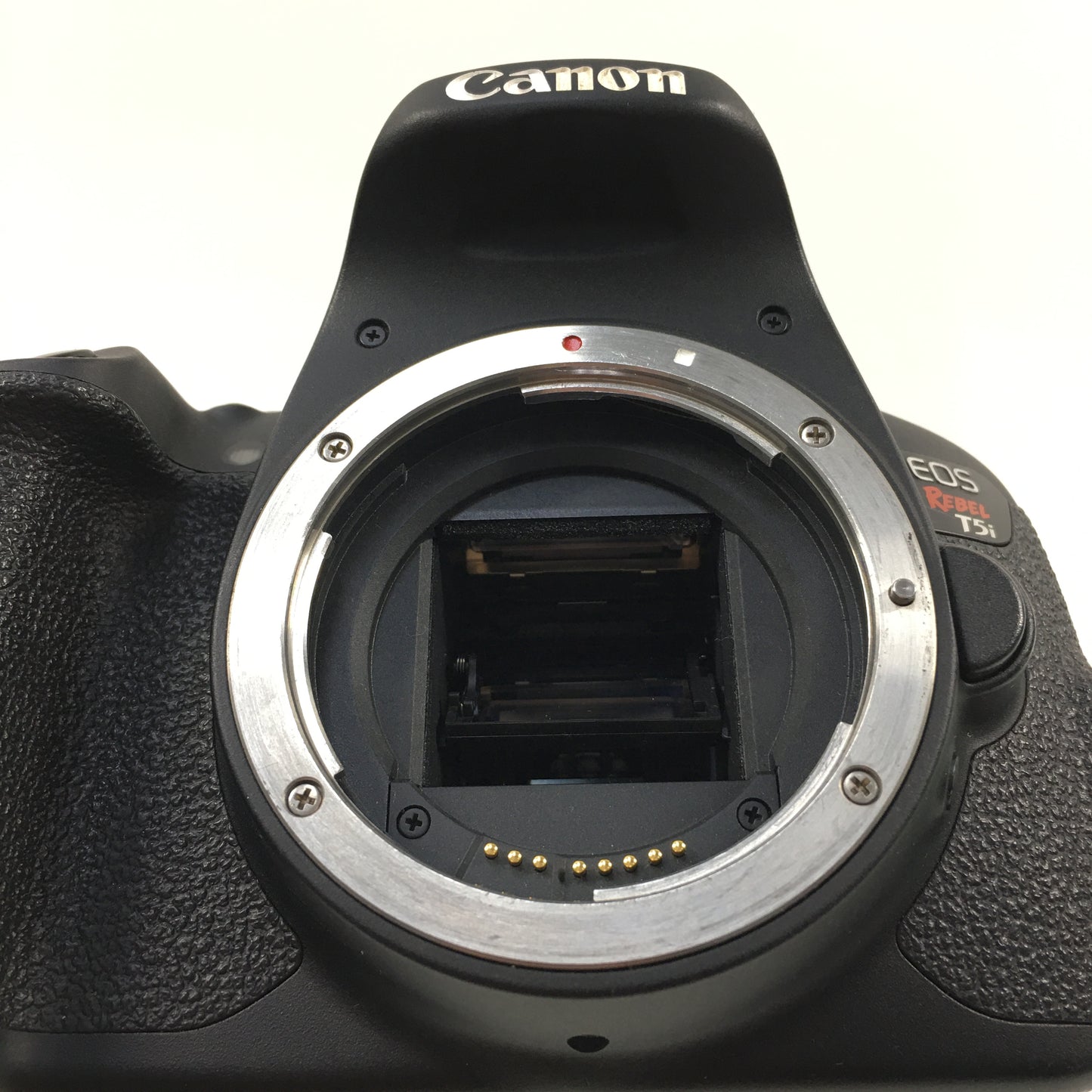 Canon EOS Rebel T5i 18.0MP Digital SLR DSLR Camera