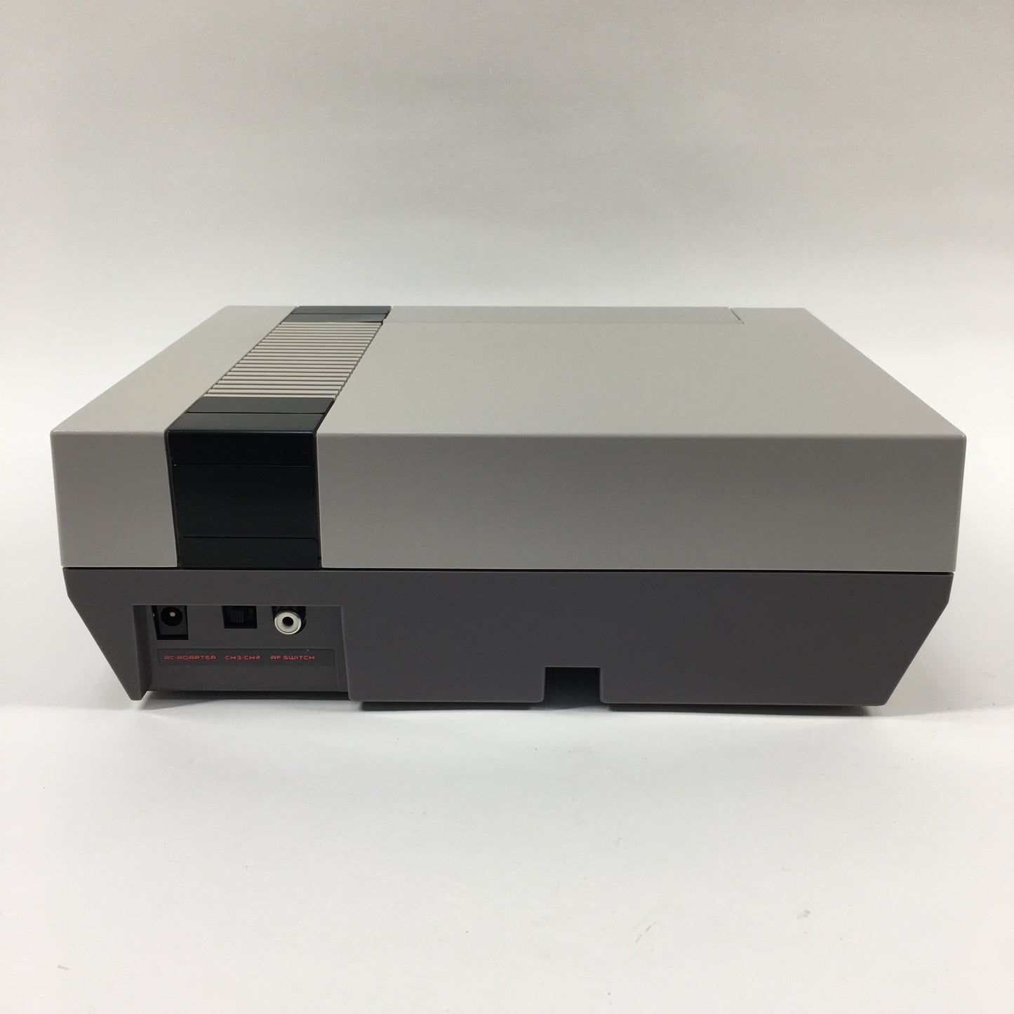 Nintendo Entertainment System NES Video Game Console NES-001 Gray