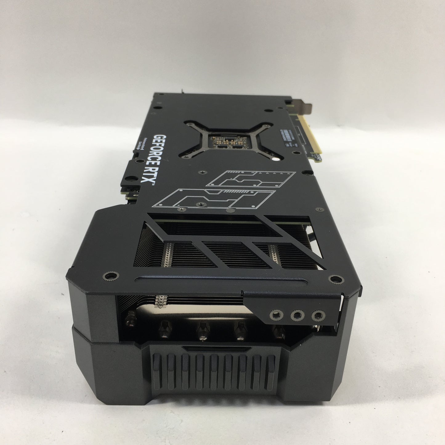 Asus GeForce RTX 4070 Ti TUF-RTX4070TI-O12G-GAMING-2I3S