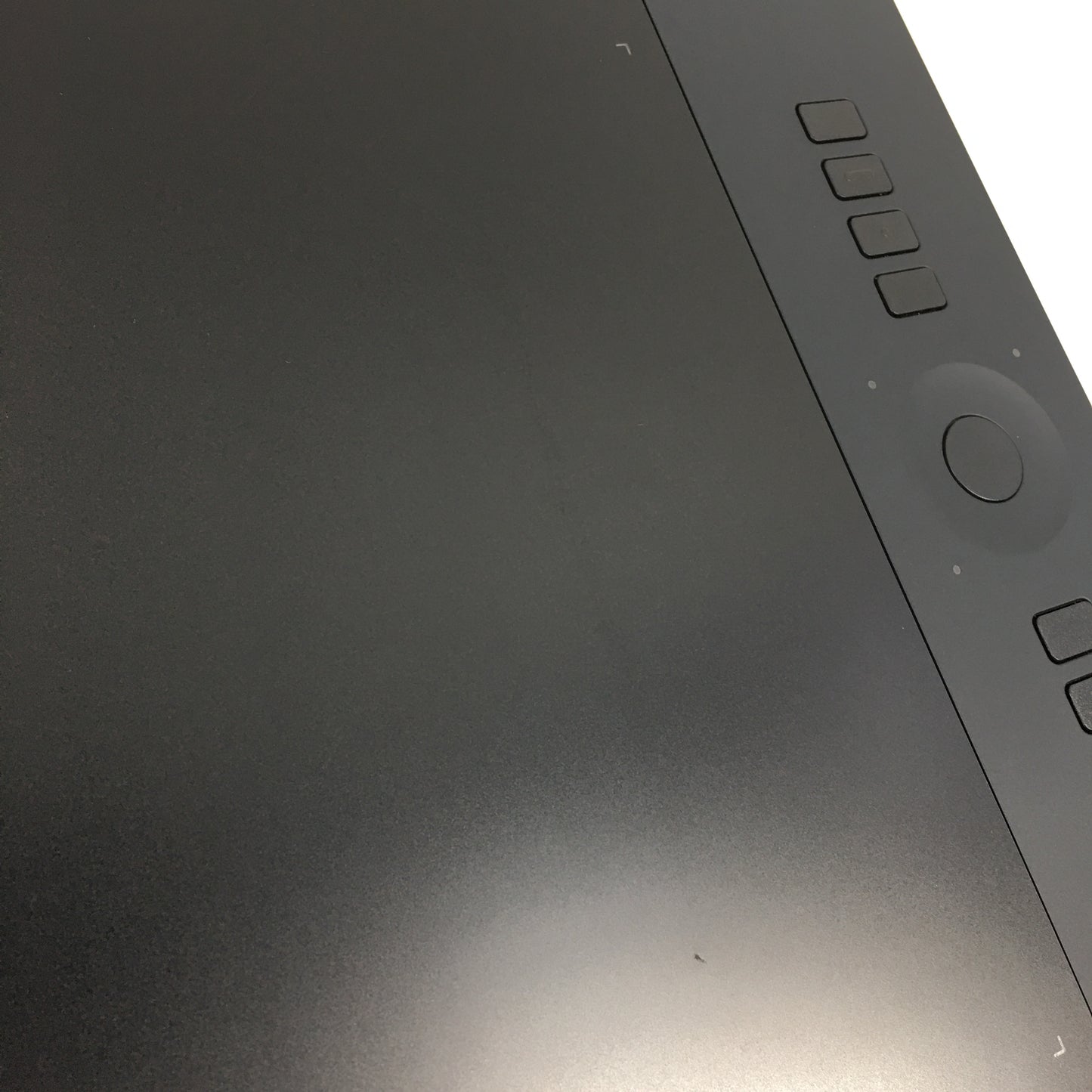 Wacom Intuos Pro Pen Tablet PTH-851