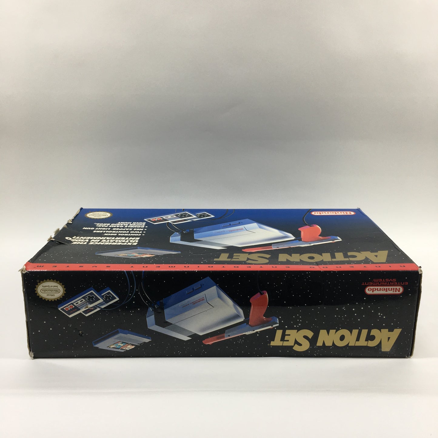Nintendo Entertainment System NES Video Game Console NES-001 Gray