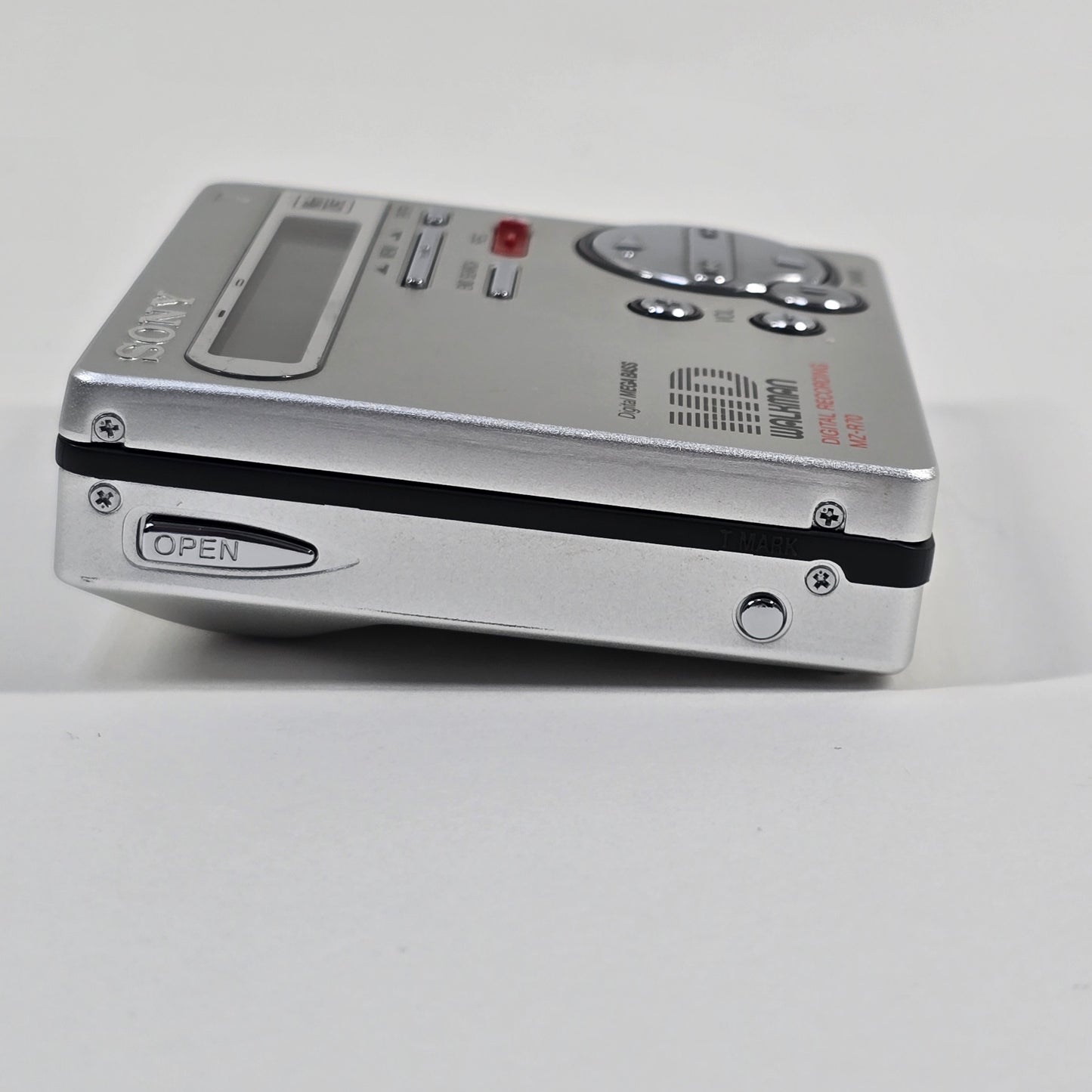 Sony Walkman Digital Recorder MZ-R70 Tested