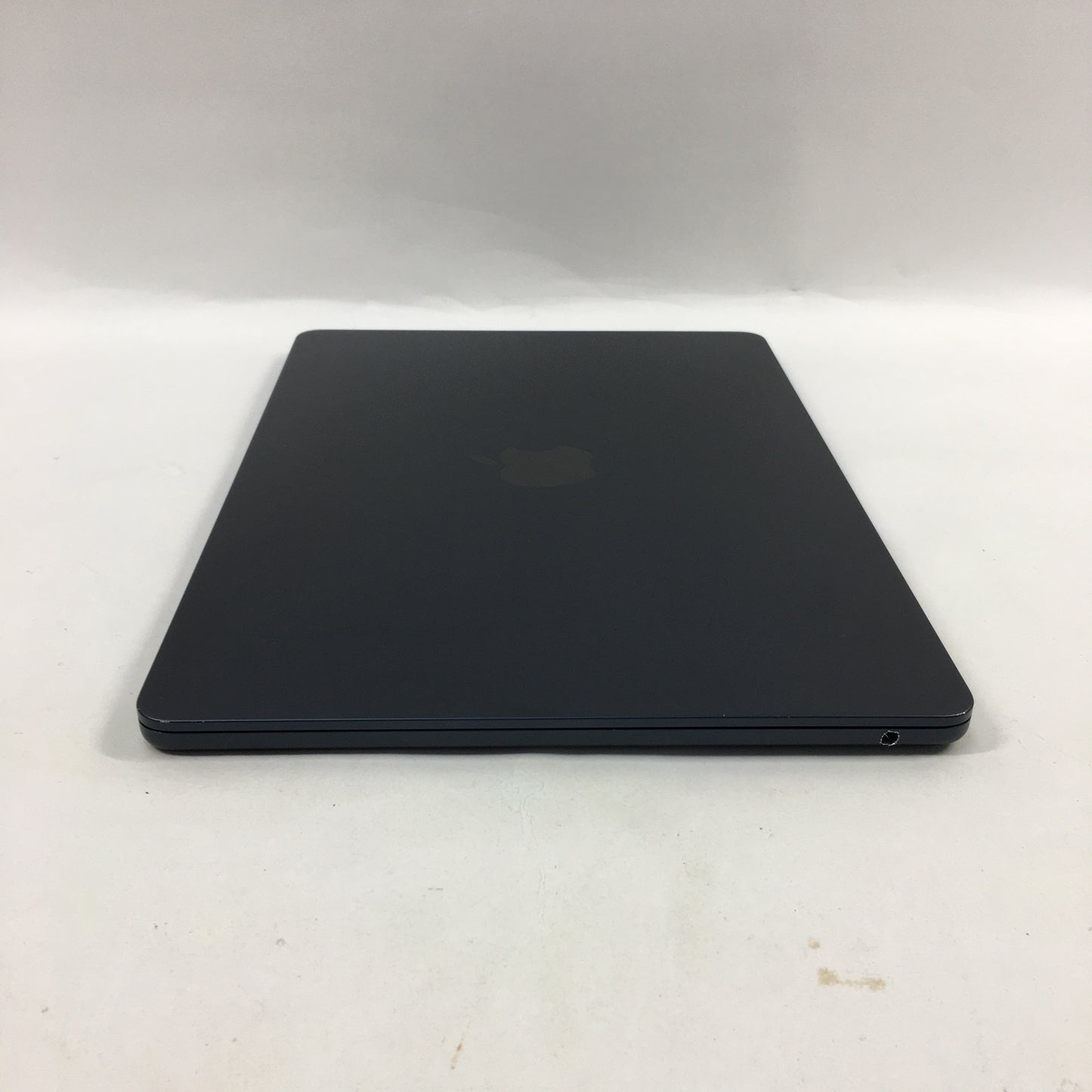 2022 Apple MacBook Air 13.6" M2 8C GPU 3.5GHz 8GB RAM 256GB SSD A2681