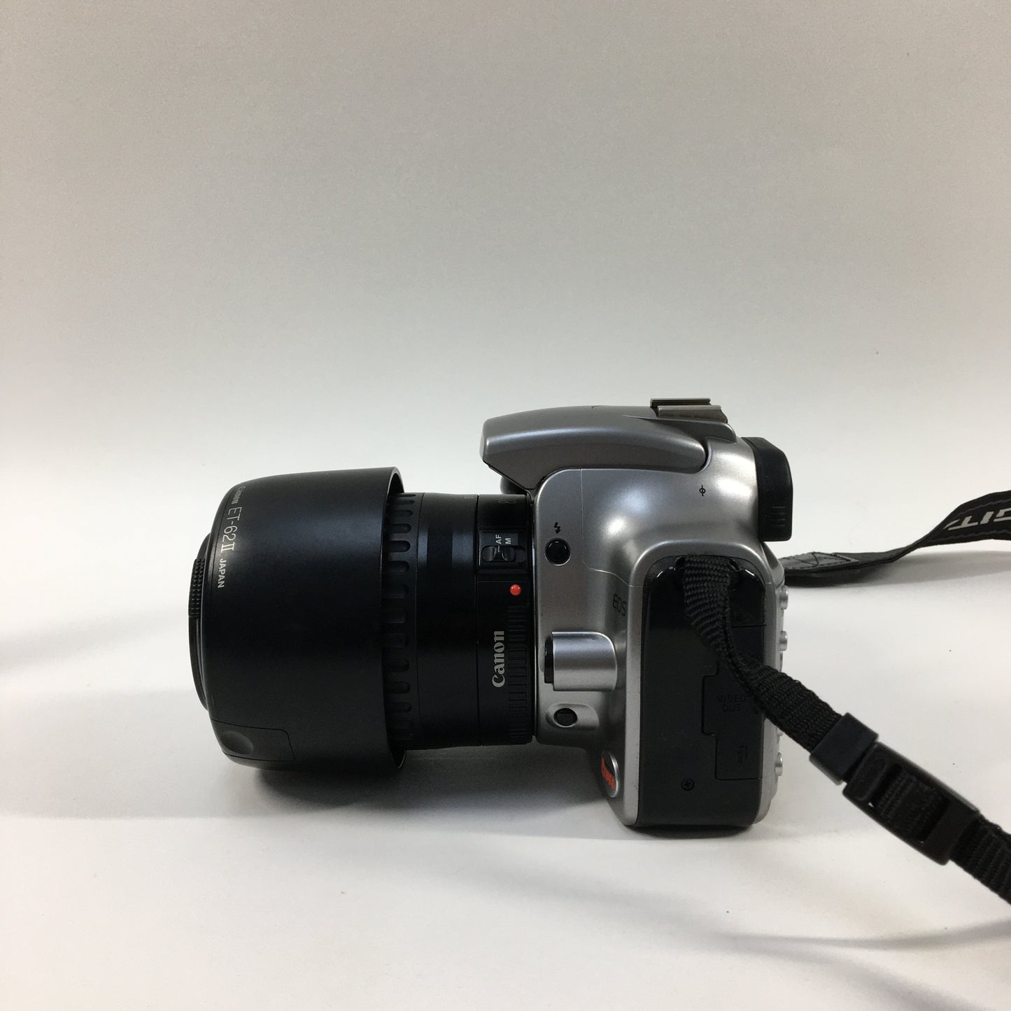 Untested Canon EOS Digital Rebel 6.3MP Digital SLR DSLR + Canon 80-200mm Lens