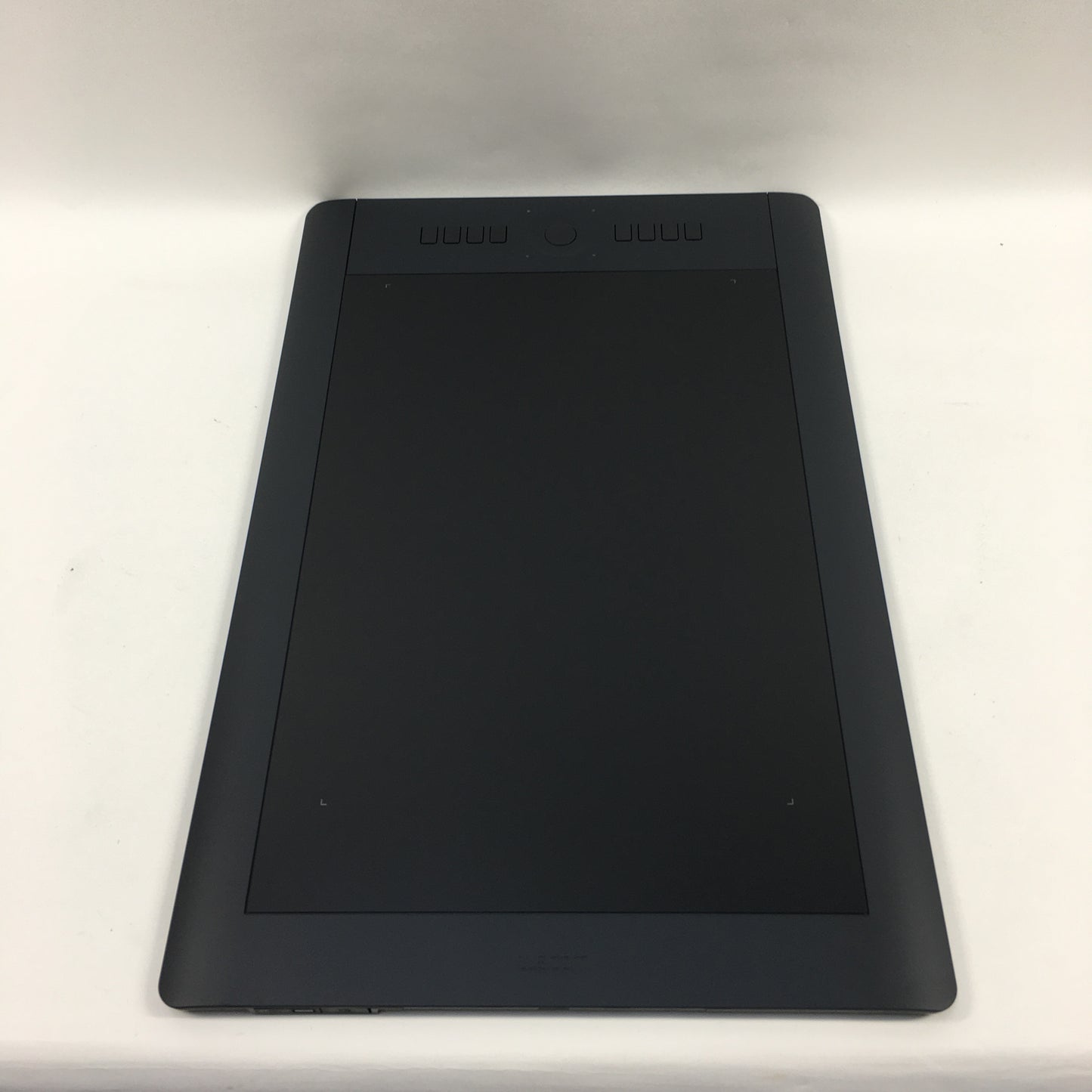 Wacom Intuos Pro Pen Tablet PTH-851
