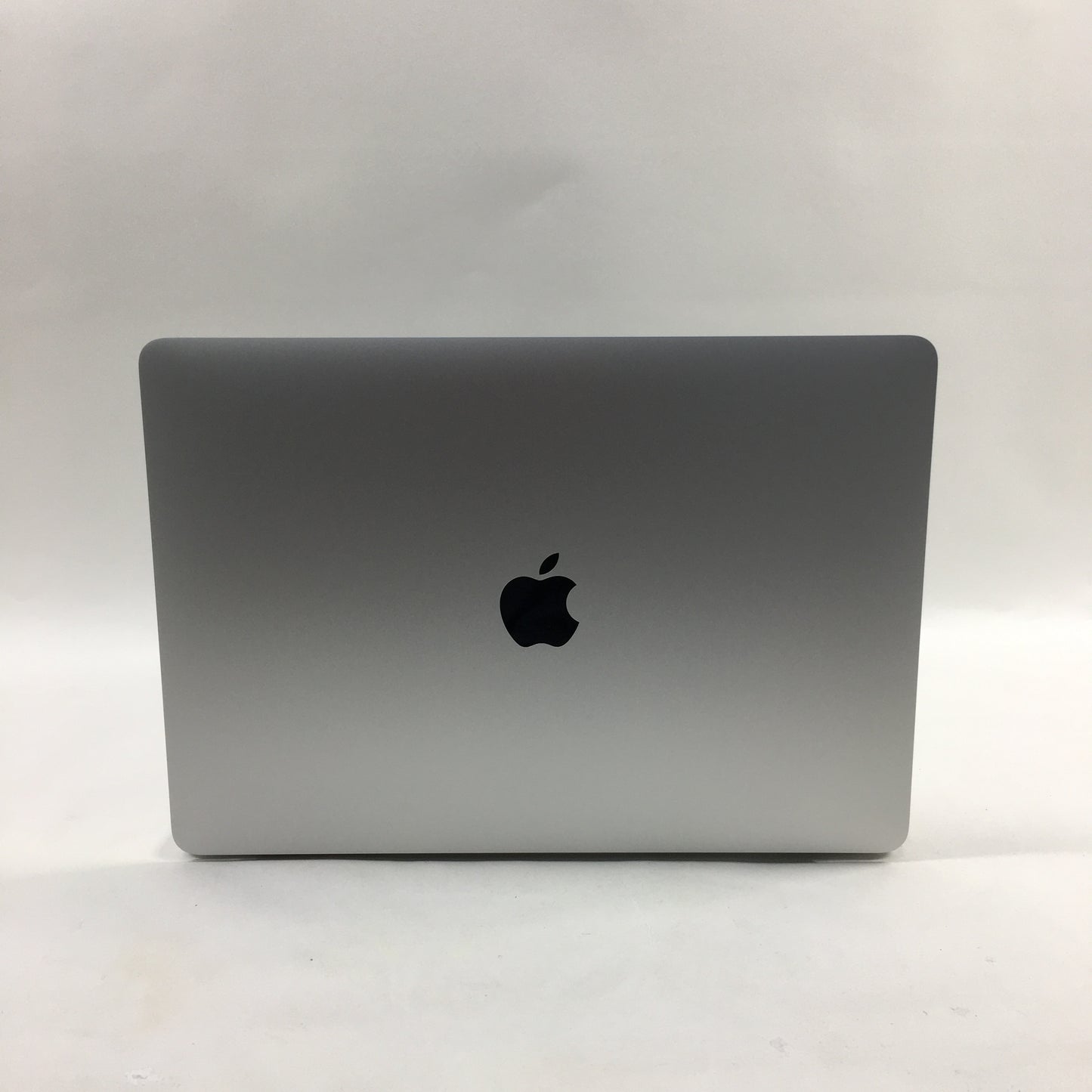 2020 Apple MacBook Air 13.3" i5 1.1GHz 8GB RAM 512GB SSD Silver A2179