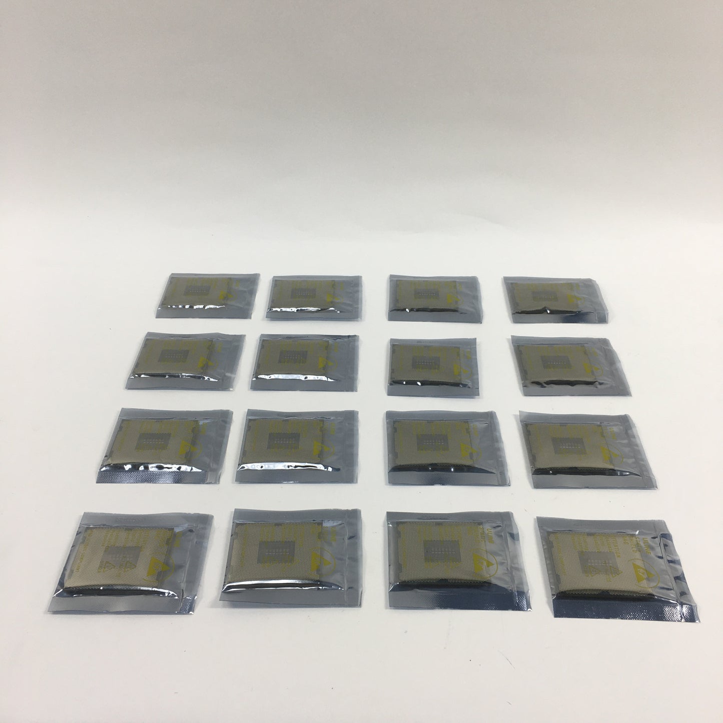 Lot of 16 Intel E5-2660V2 2.20GHz 10 Core SR1AB 20 Thread LGA 2011