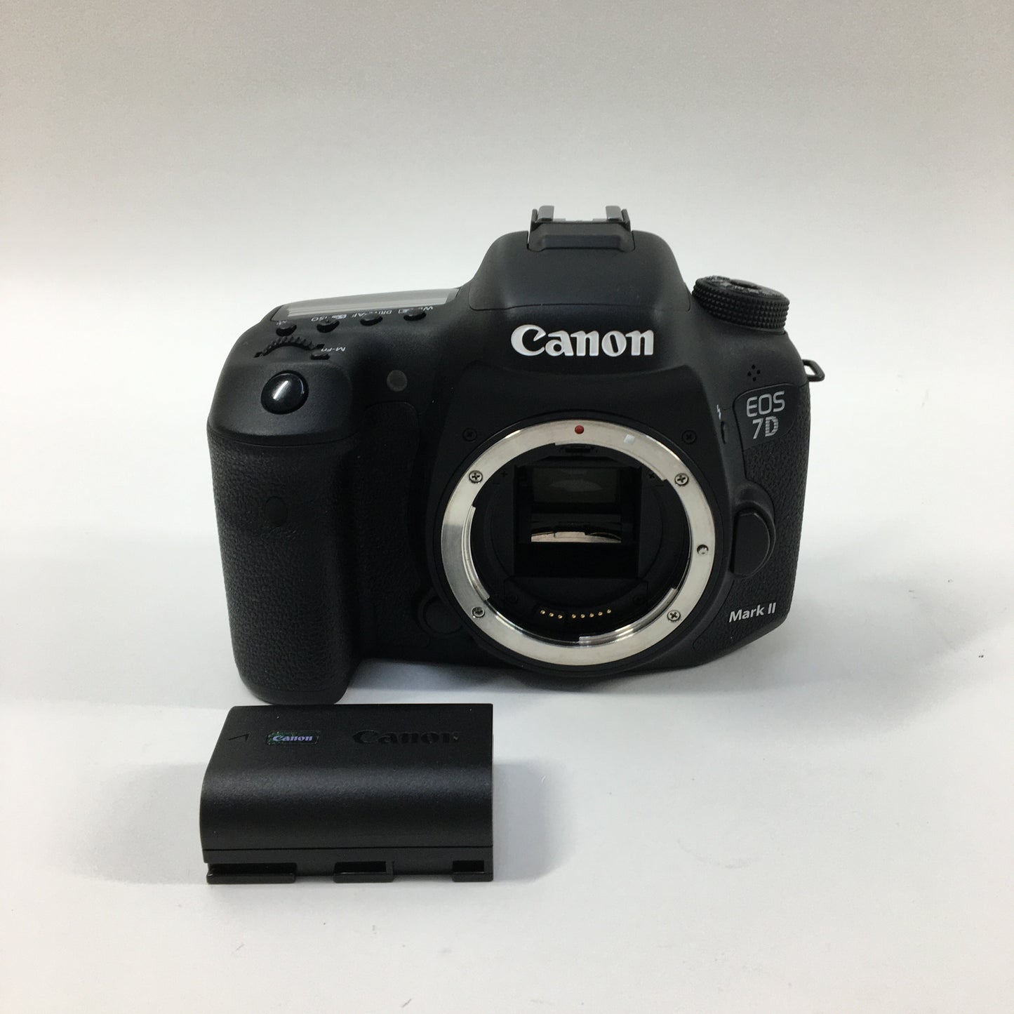 Canon EOS 7D Mark II 20.2MP Digital SLR DSLR Camera Body Only