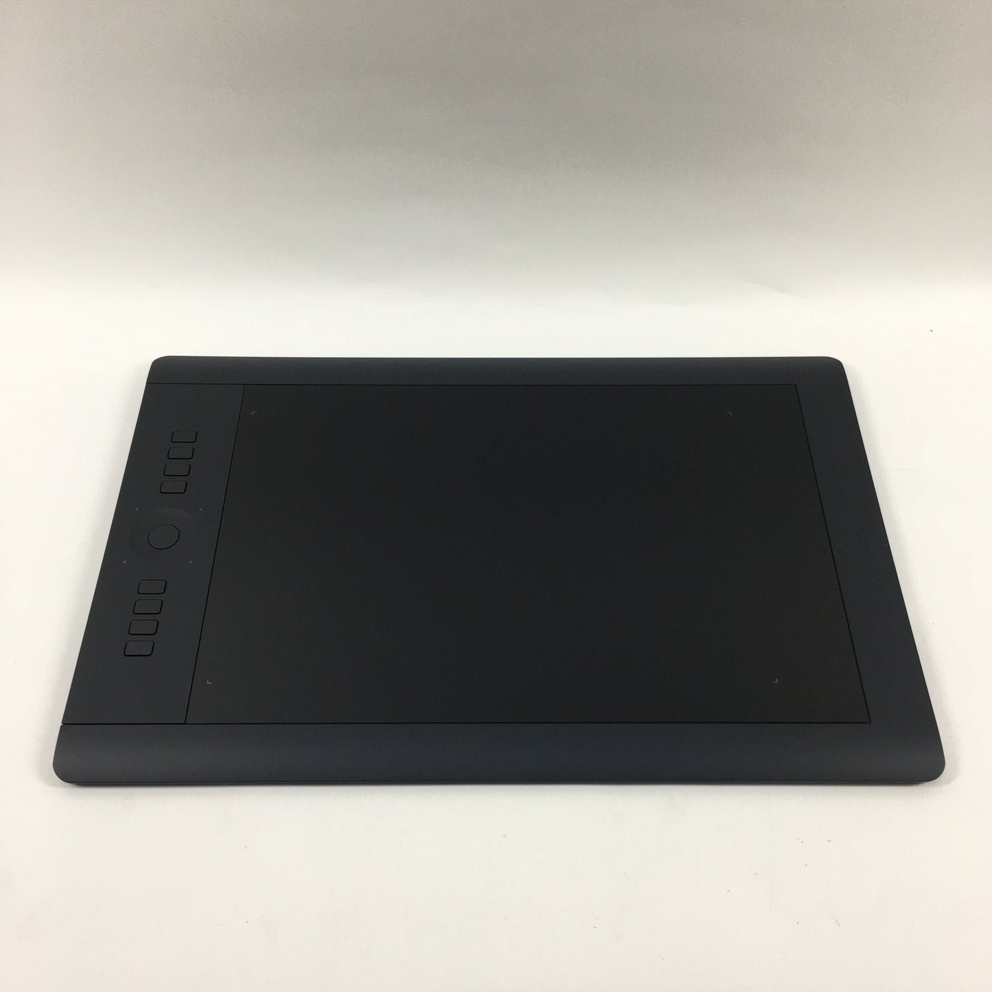 Wacom Intuos Pro Pen Tablet PTH-851