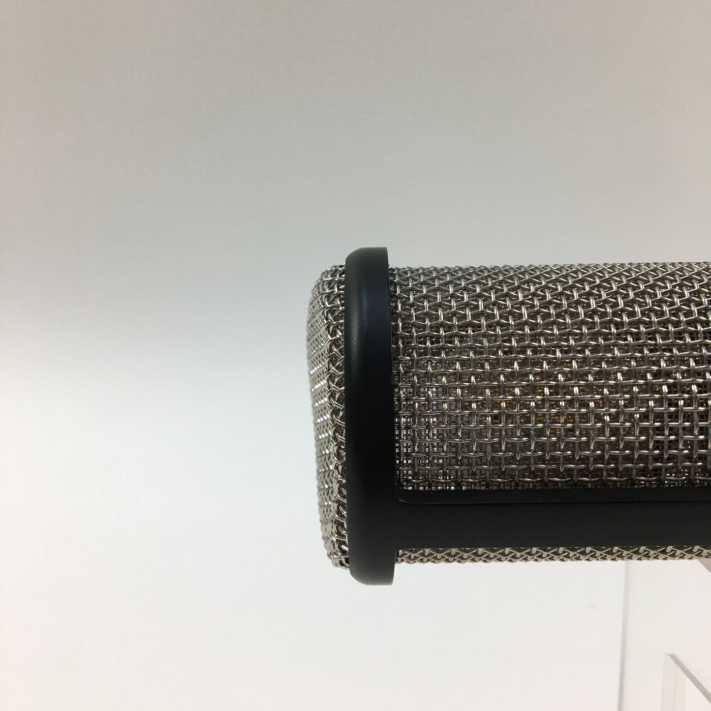 AKG P220 20 Hz - 20 kHz Condenser Studio Microphone