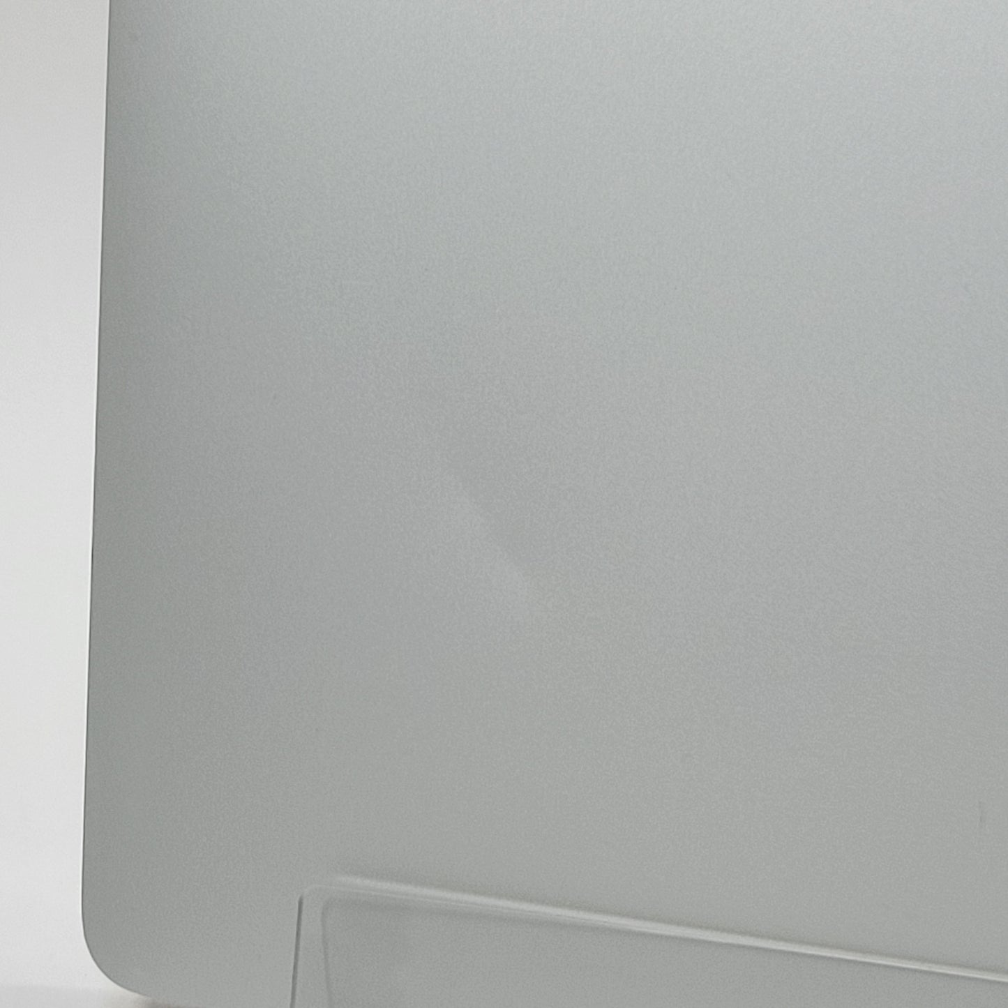 2018 Apple MacBook Air 13.3" i5 1.6GHz 8GB RAM 256GB SSD Silver A1932