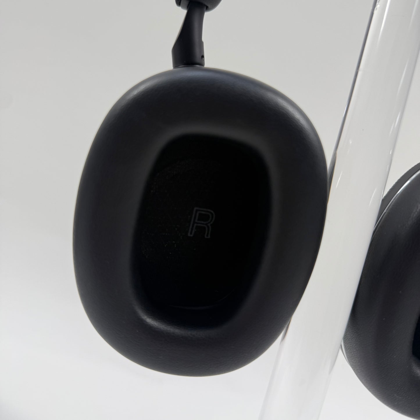 Bowers & Wilkins Px7 S2 Active Noise Cancellation Headphones Black FP42927