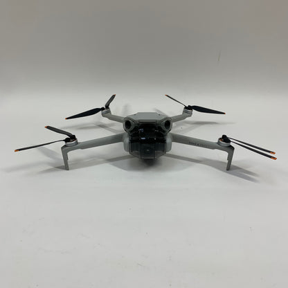 DJI Mini 4 Pro Mini Drone MT4MFVD  Fly More Combo