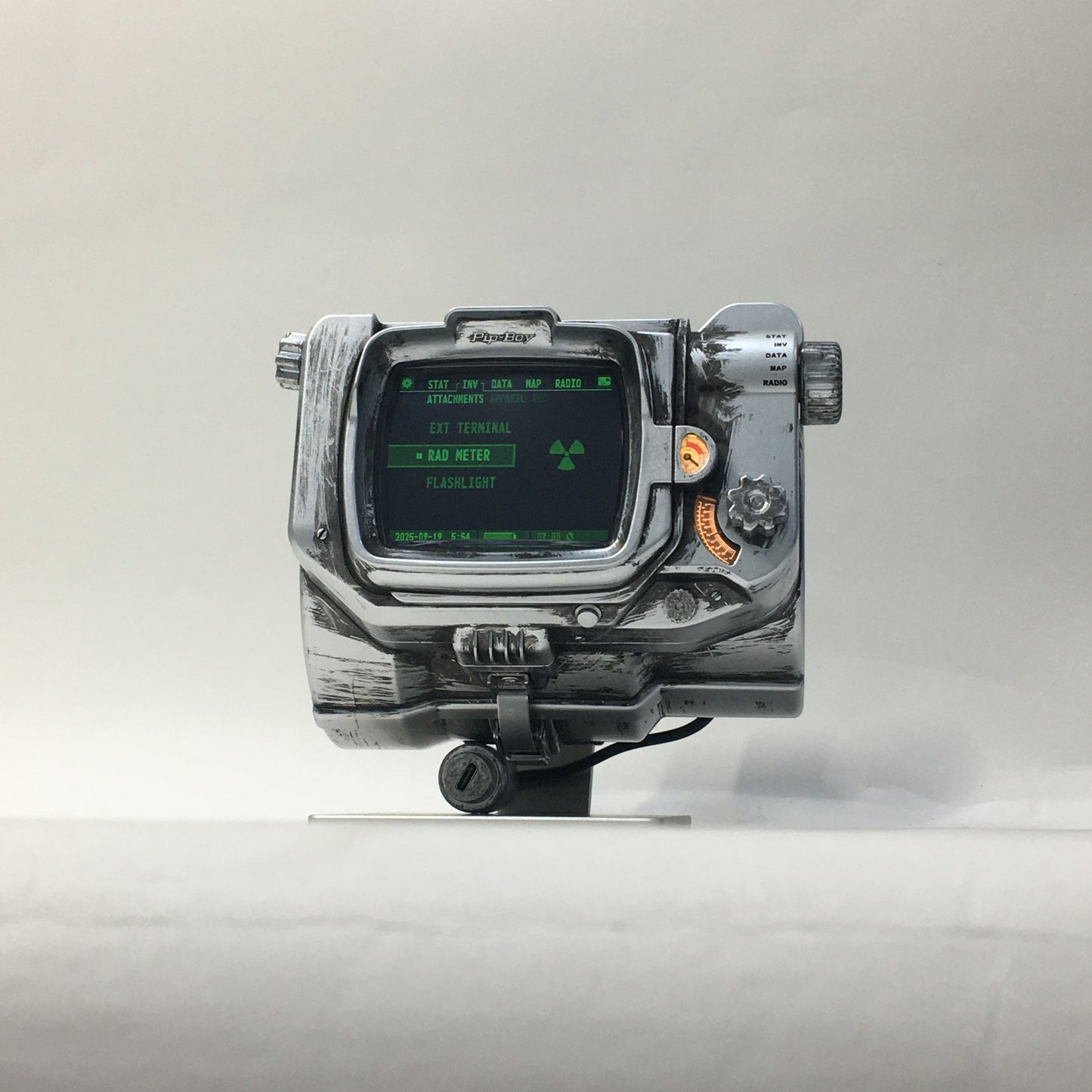 Robco The Pip-Boy 3000 Mk V replica Wearable Replica WRC18423
