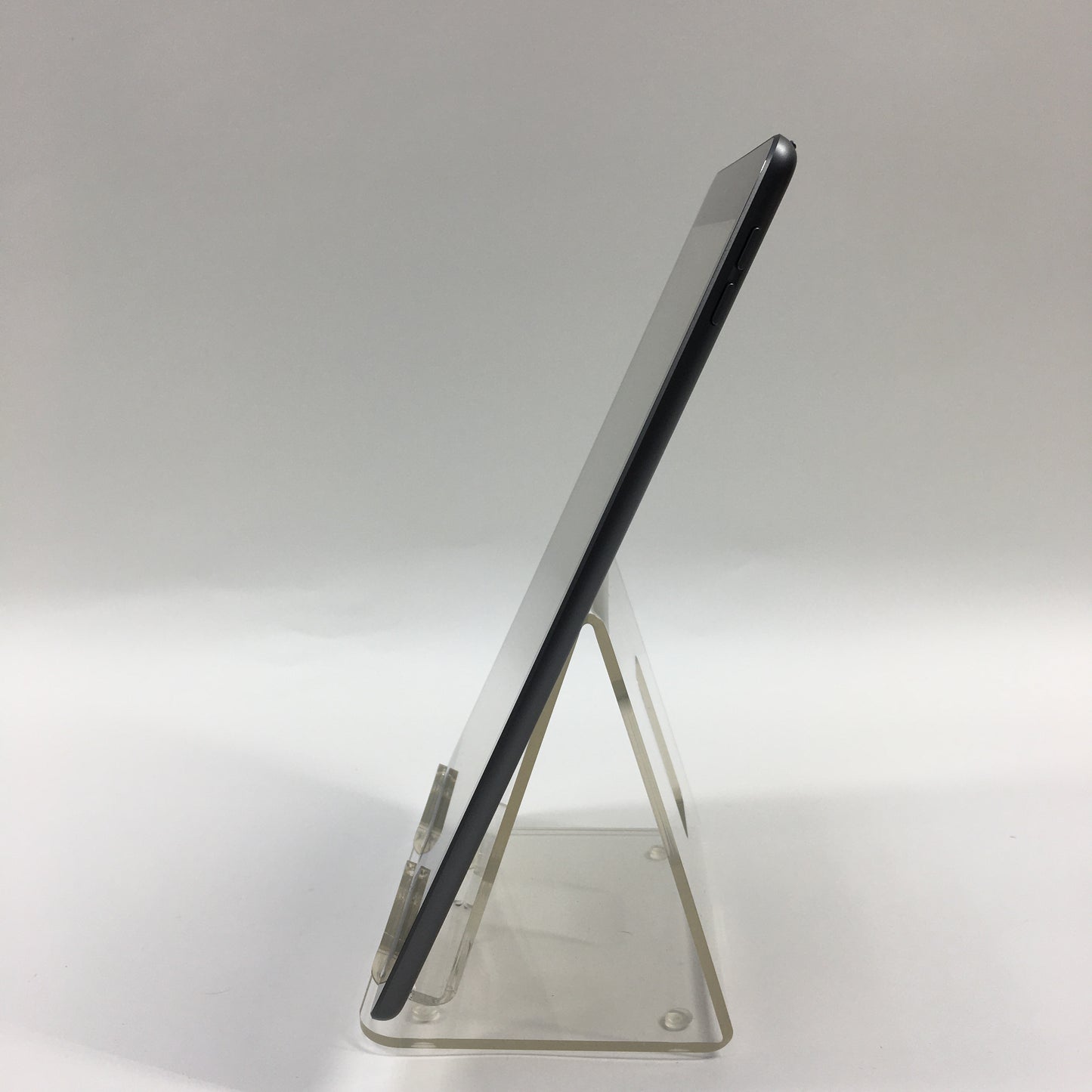 WiFi Only Apple iPad 9th Gen 64GB Space Gray MK2K3LL/A