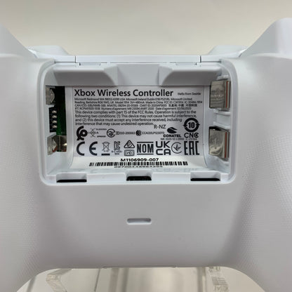 Microsoft Xbox Series X|S Wireless Controller Robot White 1914