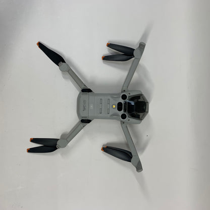 DJI Mini 4 Pro Mini Drone MT4MFVD  Fly More Combo