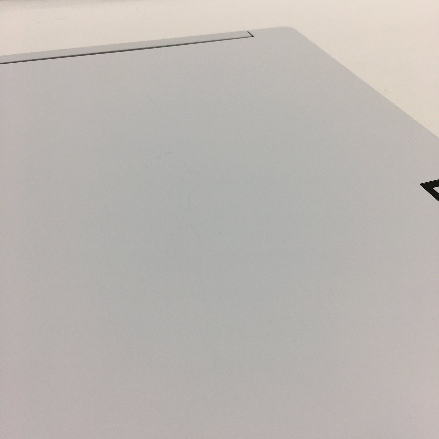 Lenovo Legion 7 16IRX9 16" i7-14700HX 2.1GHz 16GB RAM 1TB SSD GeForce RTX 4060