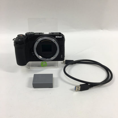 Nikon Z 30 20.9MP Mirrorless Camera 330 Shutter Count