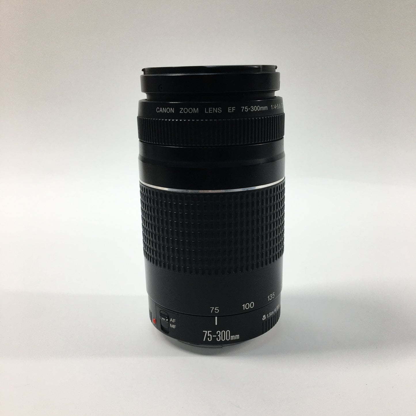 Canon EF EF 75-300mm 75-300mm f/1.4-5.6 III Cracked Near Lens