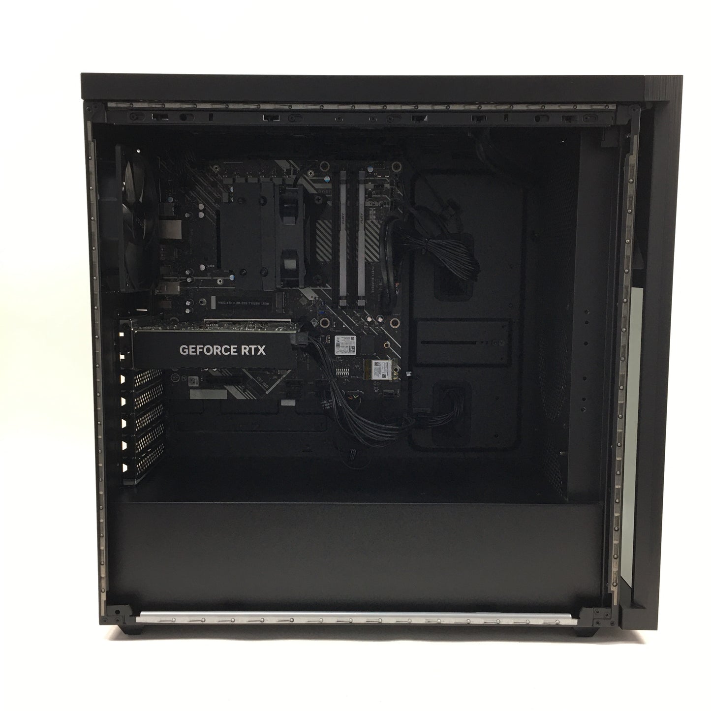 Omen Custom PC Ryzen 5 7600 3.80GHz 16GB RAM 1TB SSD Nvidia GeForce RTX 4060