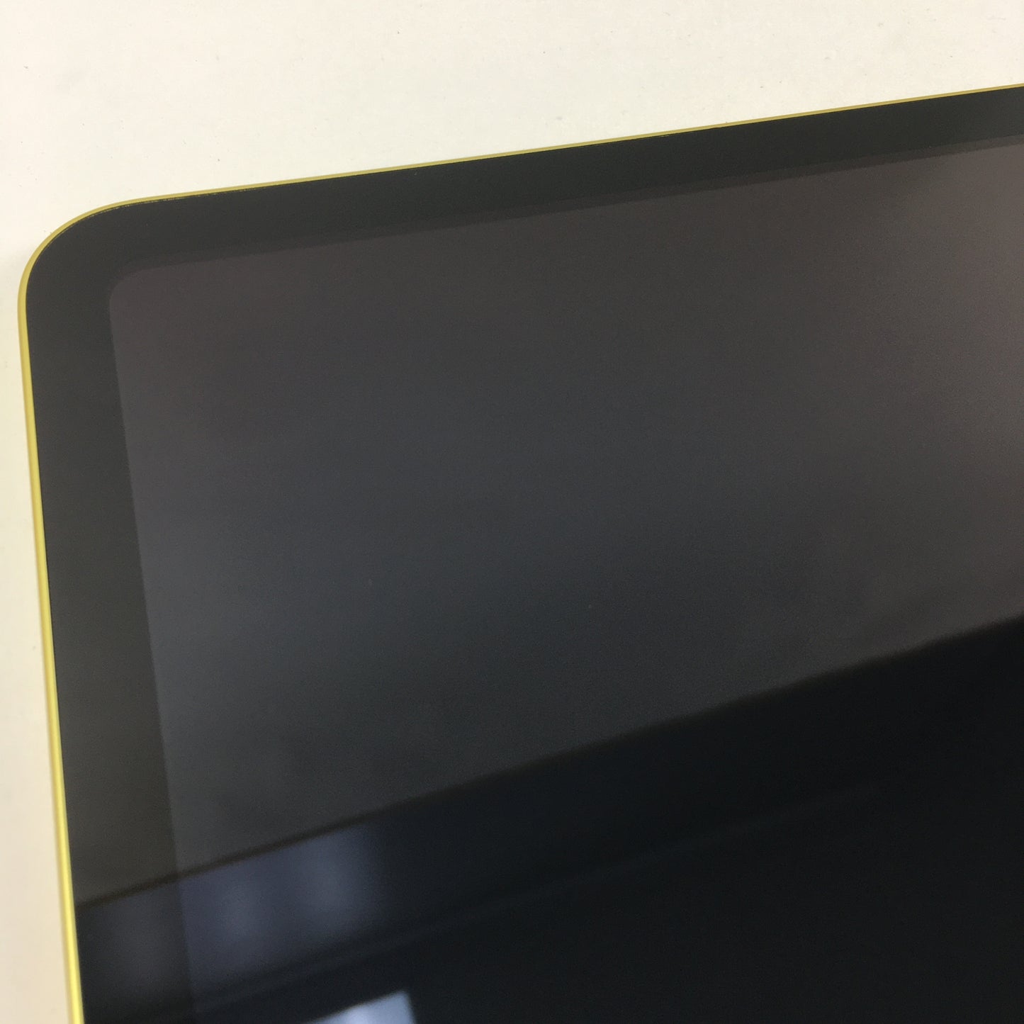 WiFi Only Apple iPad 11" (A16) 128GB Yellow MD4D4LL/A Engraved Apple Care+