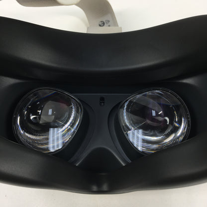 Oculus Quest 2 128GB Standalone All-in-One VR Headset KW49CM
