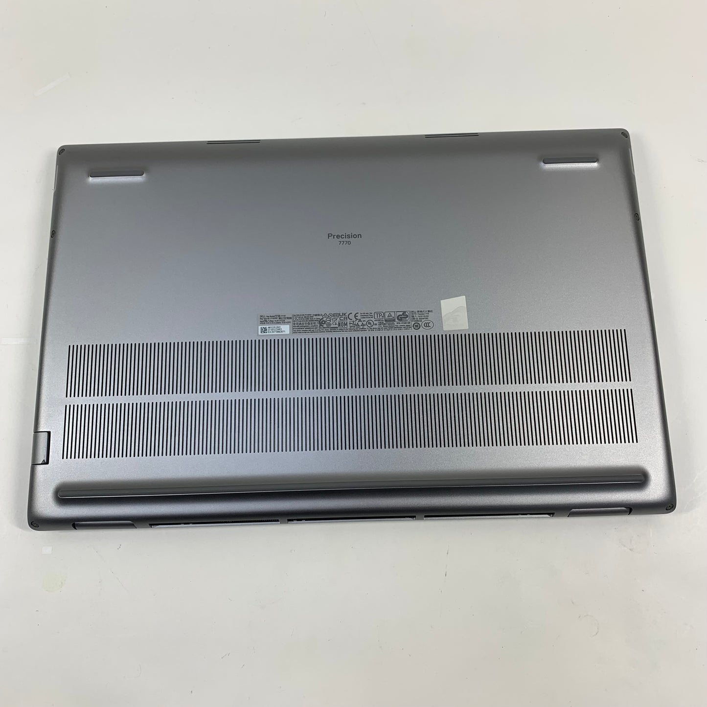 Dell Precision 7770 17.3" i5-12600HX 2,5 16GB RAM 256GB SSD