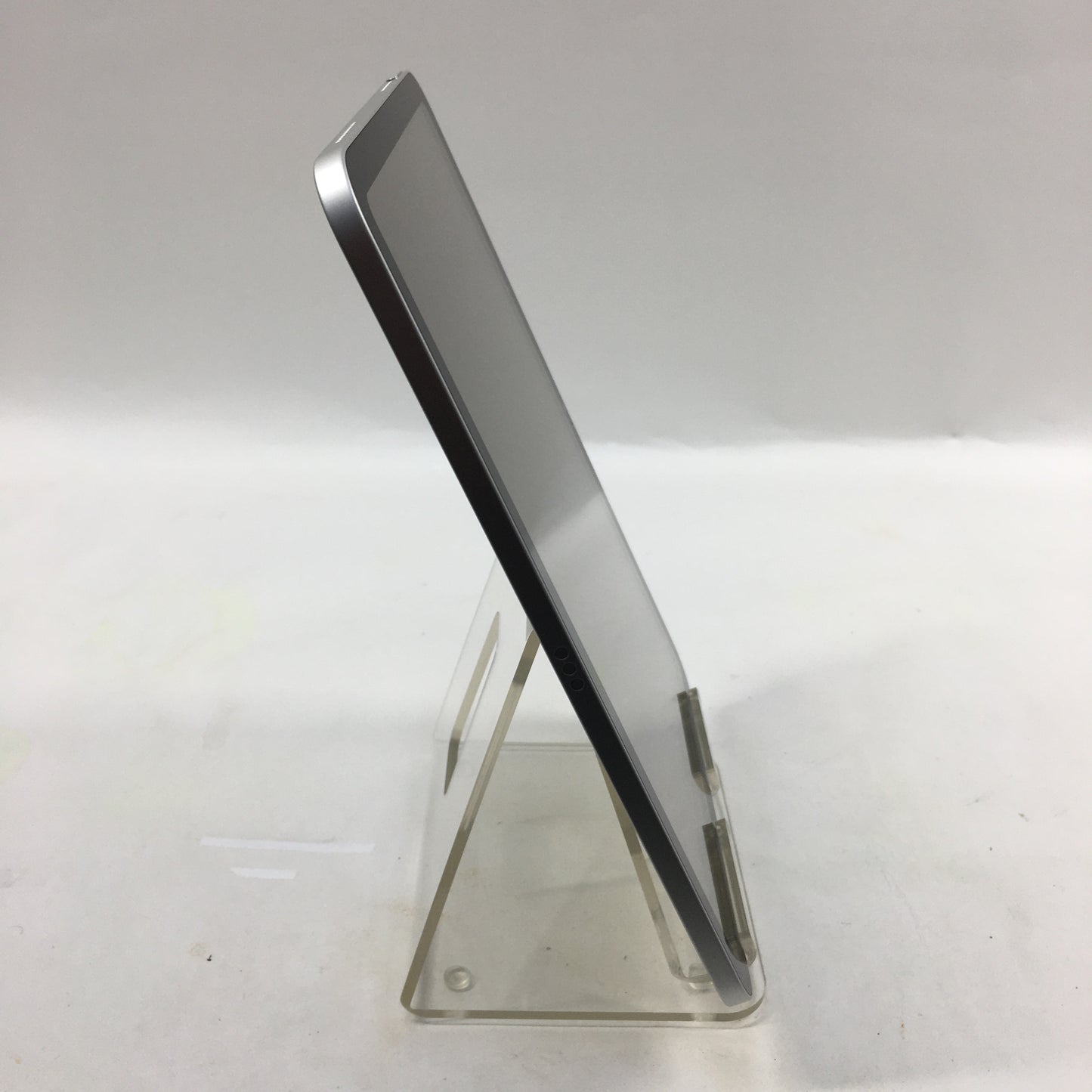 WiFi Only Apple iPad 10th Gen 64GB Silver MPQ03LL/A