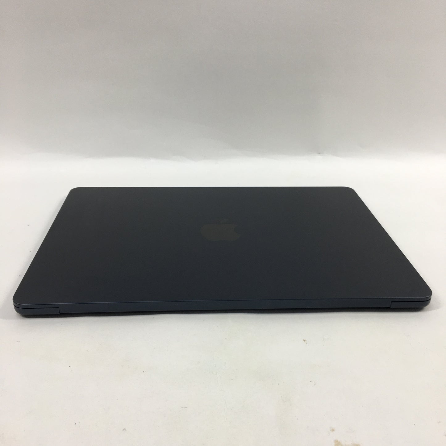2022 Apple MacBook Air 13.6" M2 8C GPU 3.5GHz 8GB RAM 256GB SSD A2681