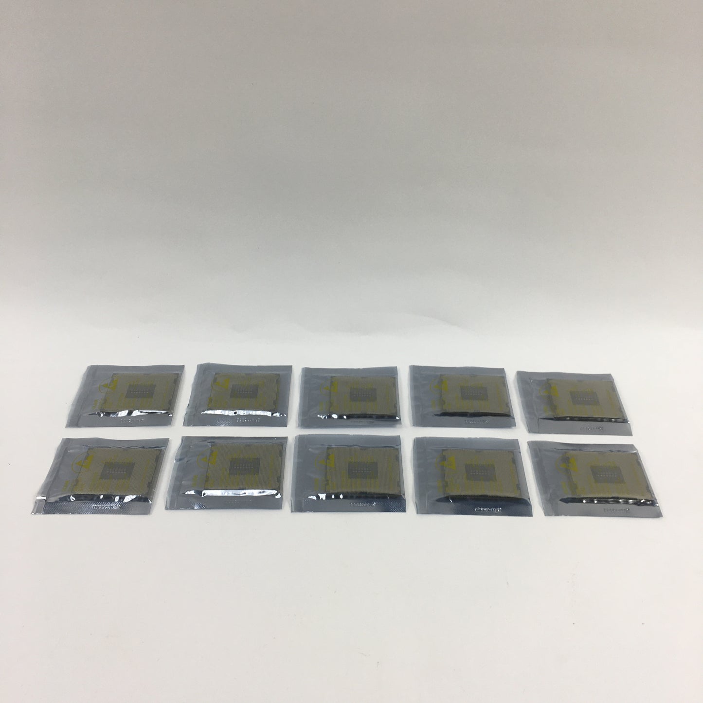 Lot of 10 Intel E5-2660V2 2.20GHz 10 Core SR1AB 20 Thread LGA 2011