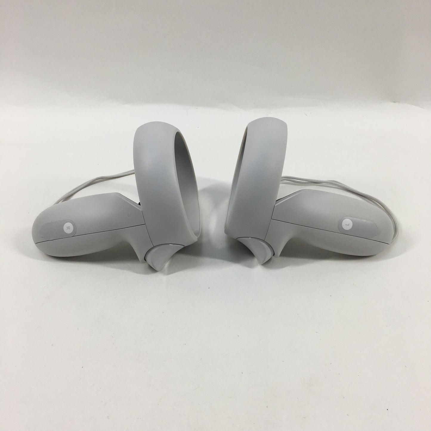 Oculus Quest 2 128GB Standalone All-in-One VR Headset KW49CM