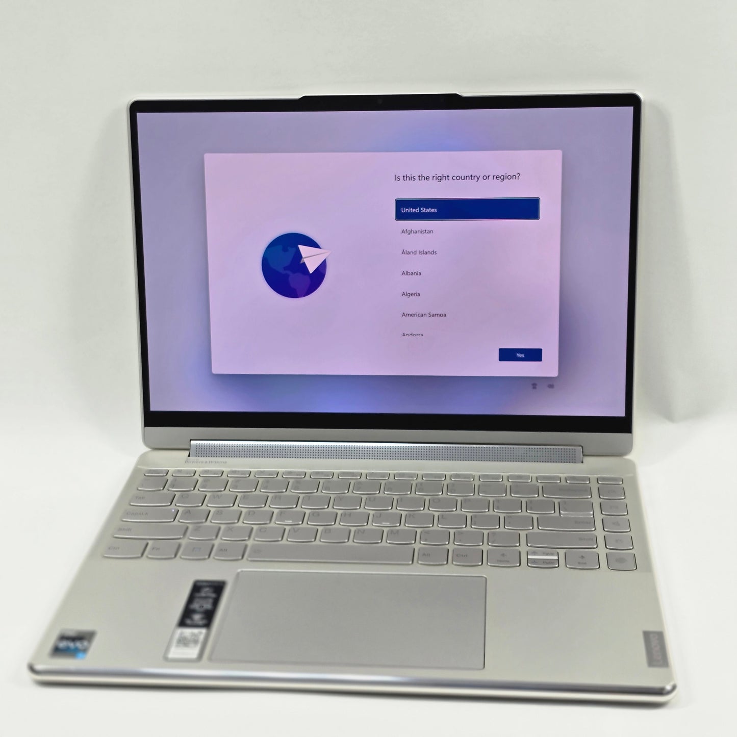 Lenovo Yoga 9i 14IRP8 14" i7-1360P 2.2GHz 16GB RAM 512GB SSD *READ*