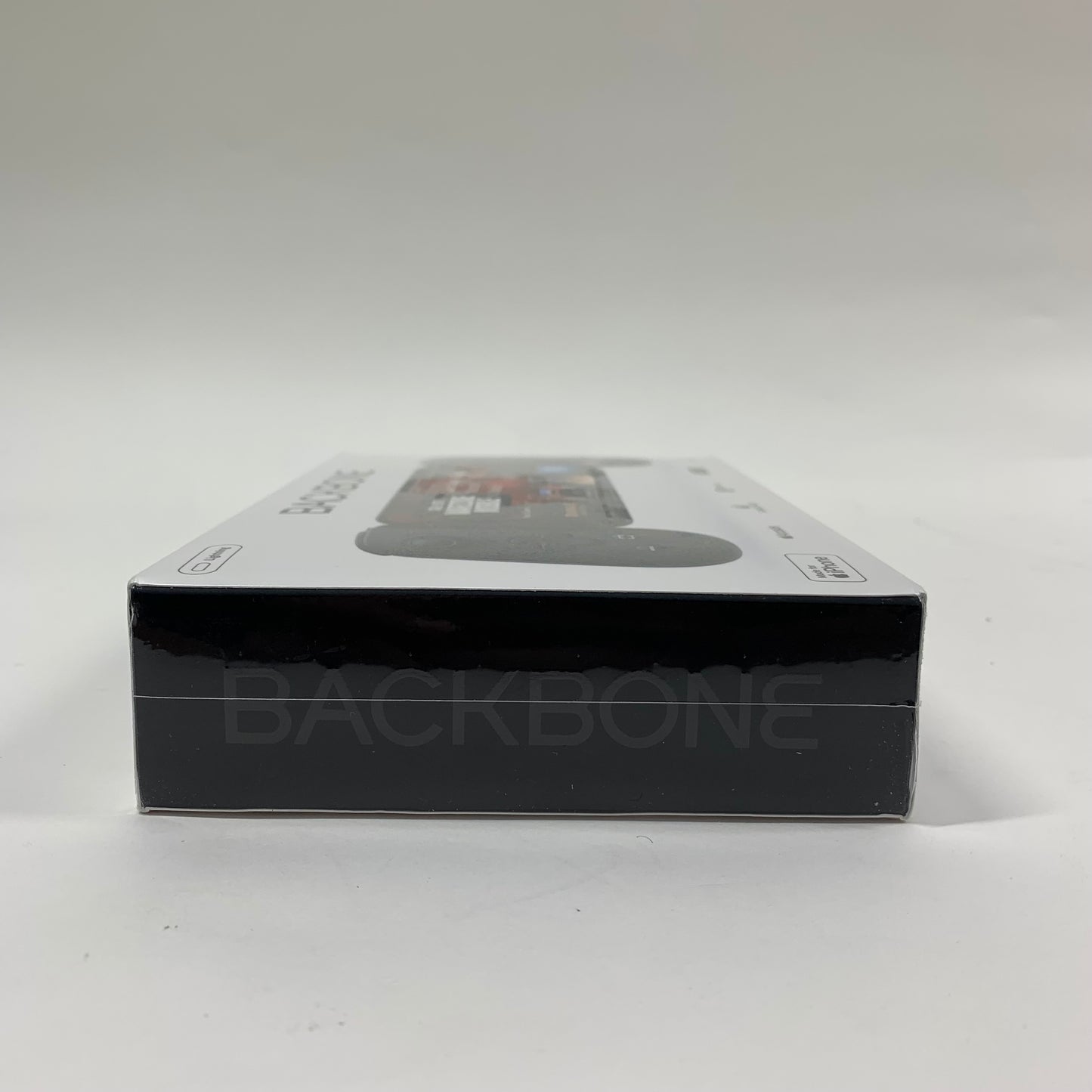 New Backbone One 2nd Generation Mobile Gaming Controller BB-02-P-BR