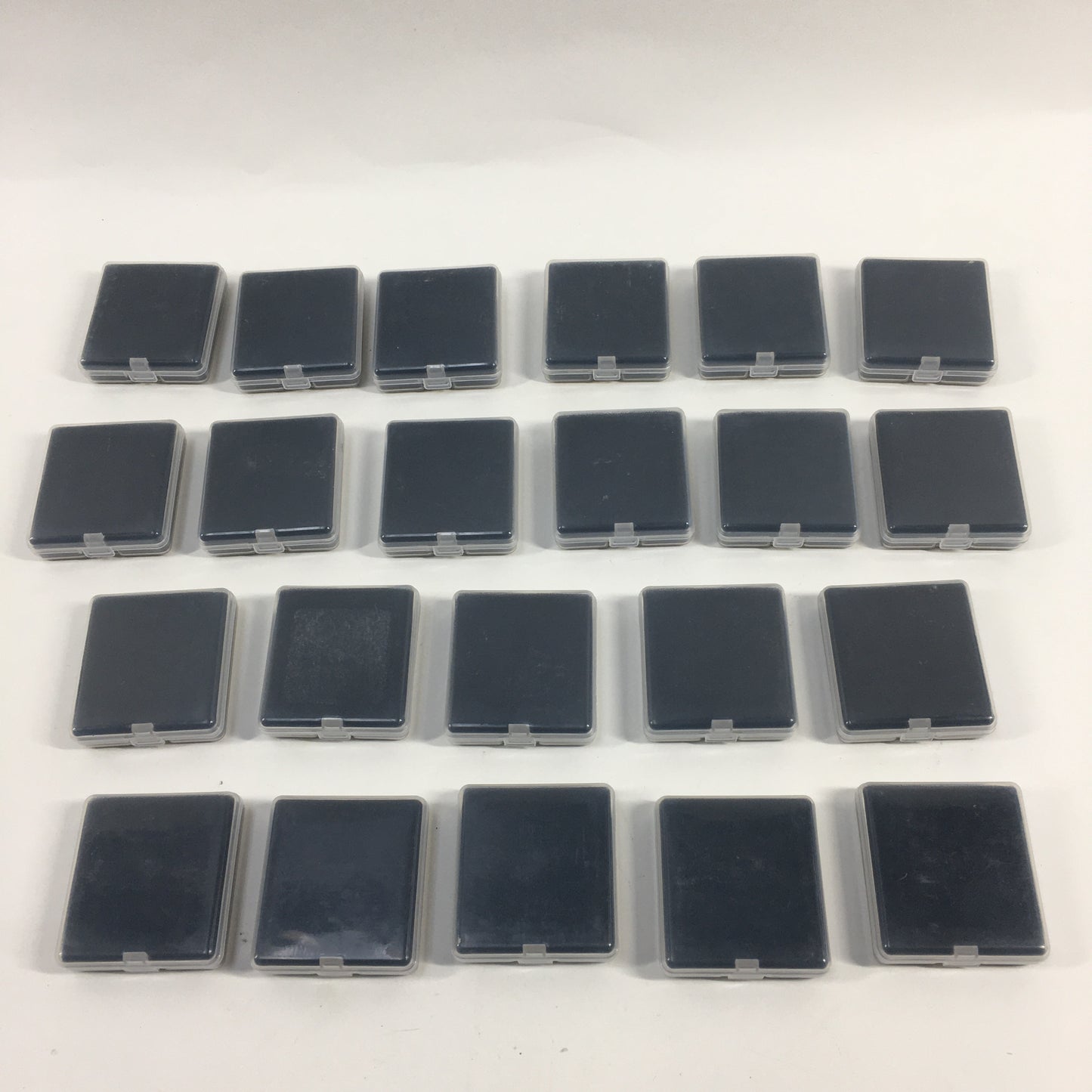 Lot of 22 Intel E5-2670 2.60GHz 8 Core SR0KX 16 Thread LGA 2011