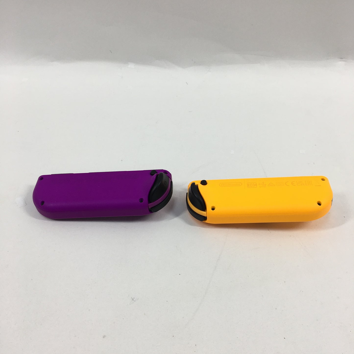 Nintendo Switch Joy-Cons Pair Controller HAC-015/HAC-016 Neon Purple/Neon Orange