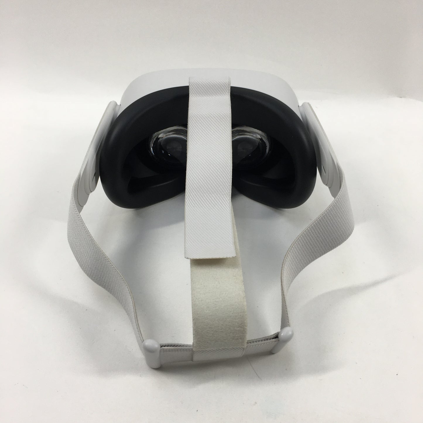 Oculus Quest 2 128GB Standalone All-in-One VR Headset KW49CM