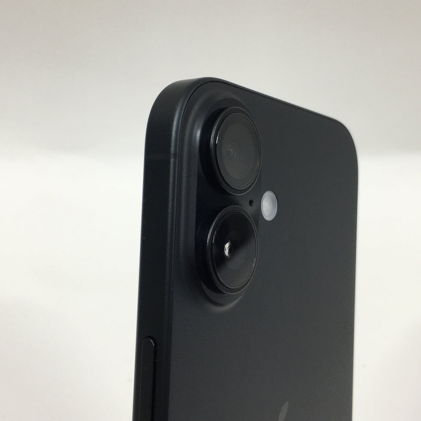 Unlocked Apple iPhone 16 128GB 18.5 Black MYAP3LL/A