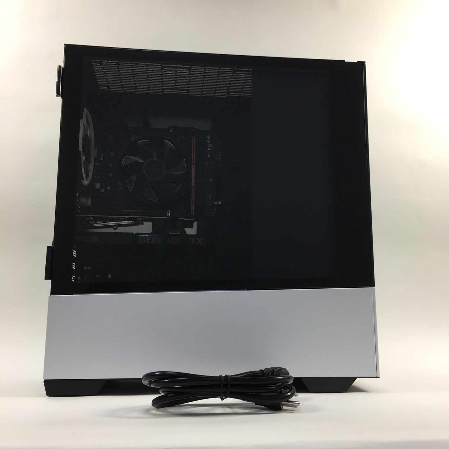 CyberPower Custom PC Ryzen 7 7700 16GB RAM 2TB SSD ASUS Geforce RTX 4070 Super