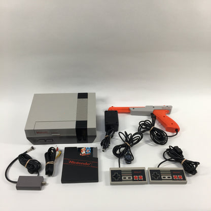 Nintendo Entertainment System NES Video Game Console NES-001 Gray