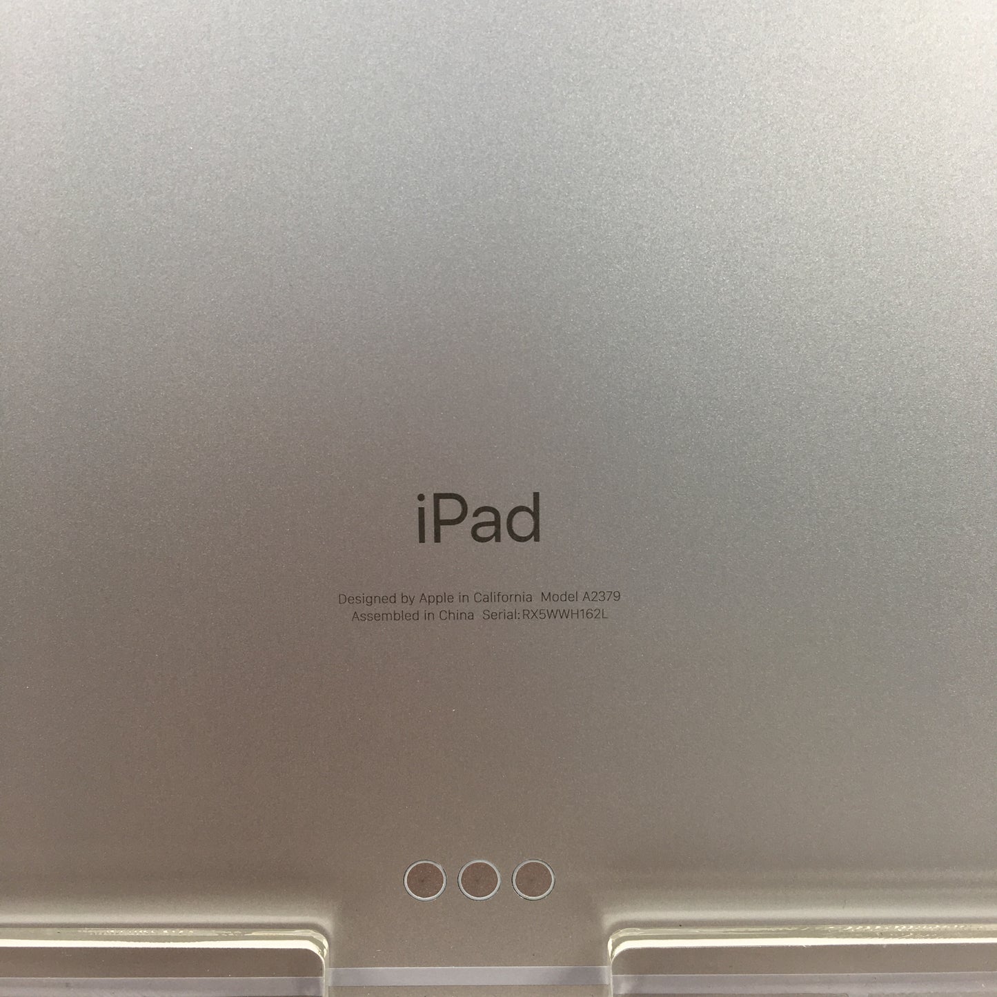 Unlocked Apple iPad Pro 12.9" 5th Gen 512GB 18.5 Silver MHP03LL/A